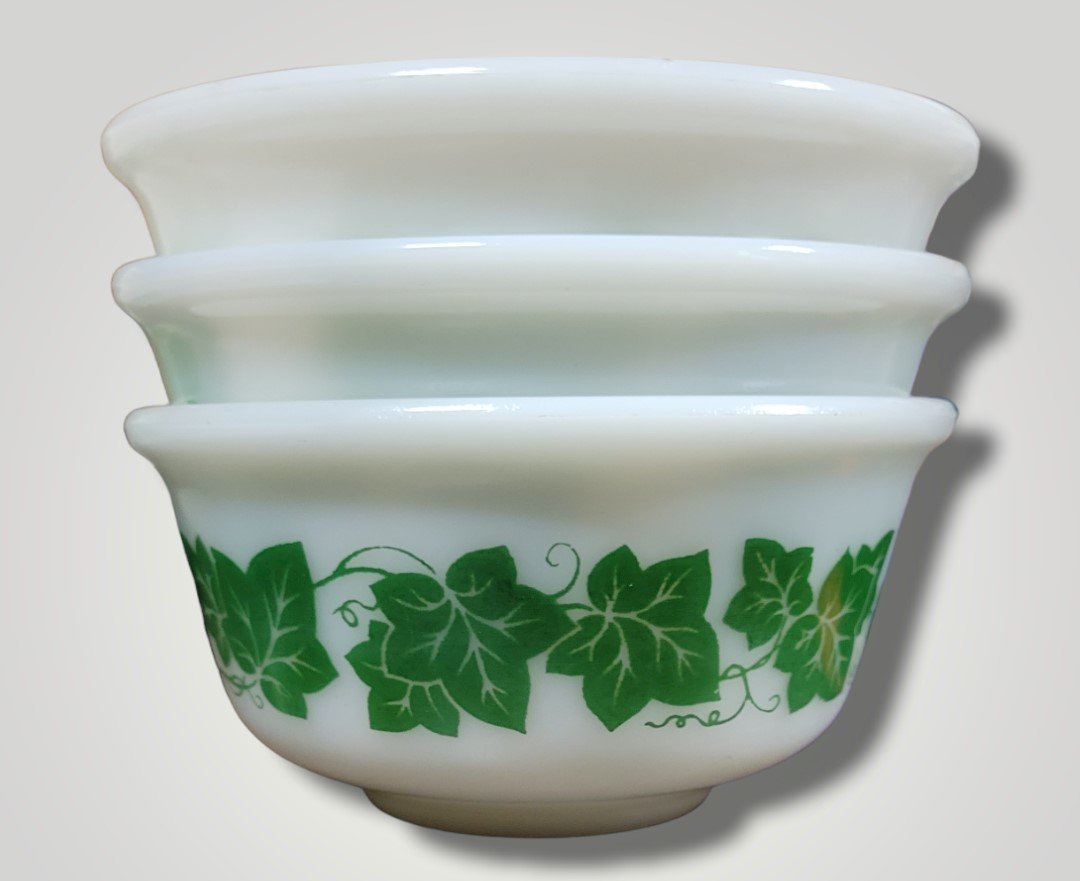 Vintage Hazel outlets Atlas Milk Glass Green Ivy Mixing Bowls Nesting Set