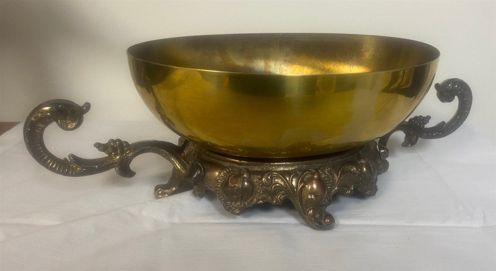 Antique Accurate Casting Co A2076 Brass Ornate Oval Bowl