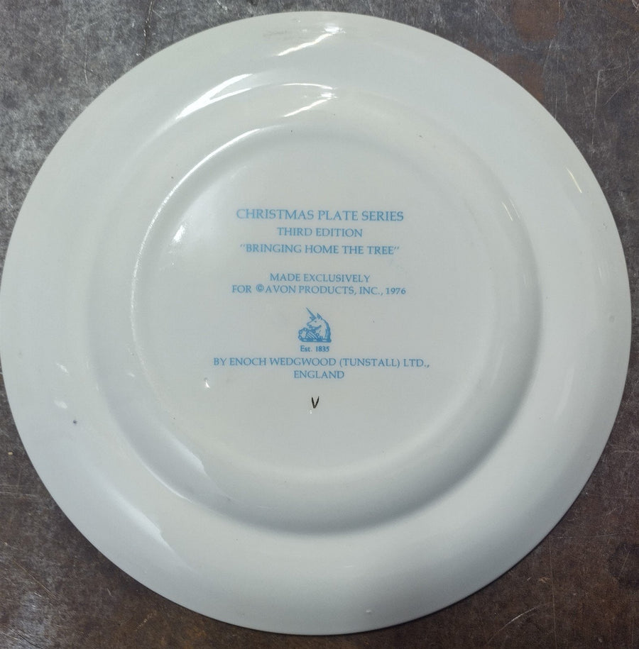 Vintage "Christmas 1976" Plate Series Enoch Wedgwood Bringing Home the Tree"