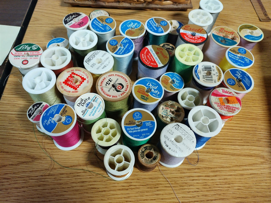 Vintage Lot of 40 Spools of Talon Coats & Clarks Thread and Handwoven Basket