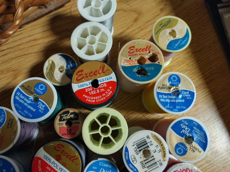Vintage Lot of 40 Spools of Talon Coats & Clarks Thread and Handwoven Basket