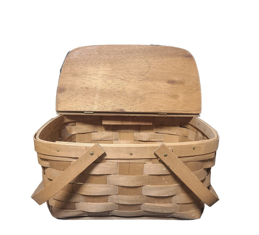 Vintage Hand Painted Woven Picnic Pie Basket Double Handle Hinged Lid Hearts