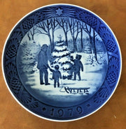 Beautiful Royal Copenhagen 1979 Collectible Holiday Plate