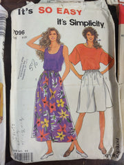 Vintage Set of 6 Sewing Patterns