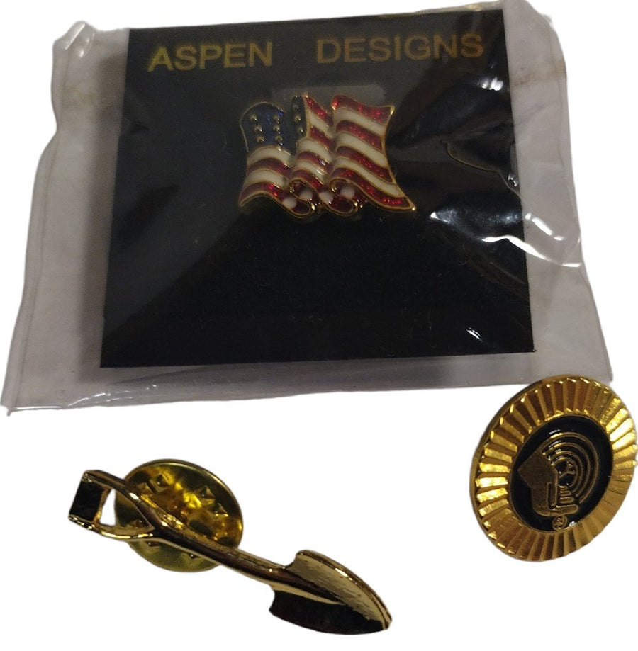 Vintage Metal Gold United Way and USA Air Force Pins and Keychain Accessory Set