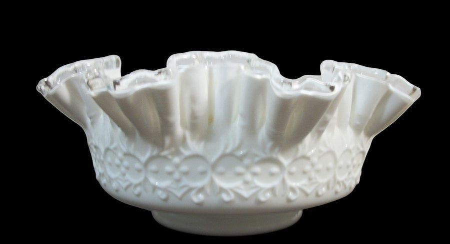 Vintage Antique Fenton Silvercrest Milk Glass Spanish Lace Bowl