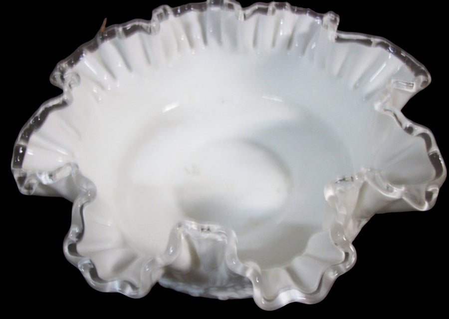 Vintage Antique Fenton Silvercrest Milk Glass Spanish Lace Bowl