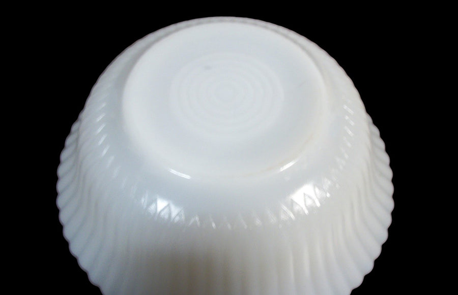 Vintage Antique Macbeth-Evans Petalware Clambooth Translucent White Fruit Bowl