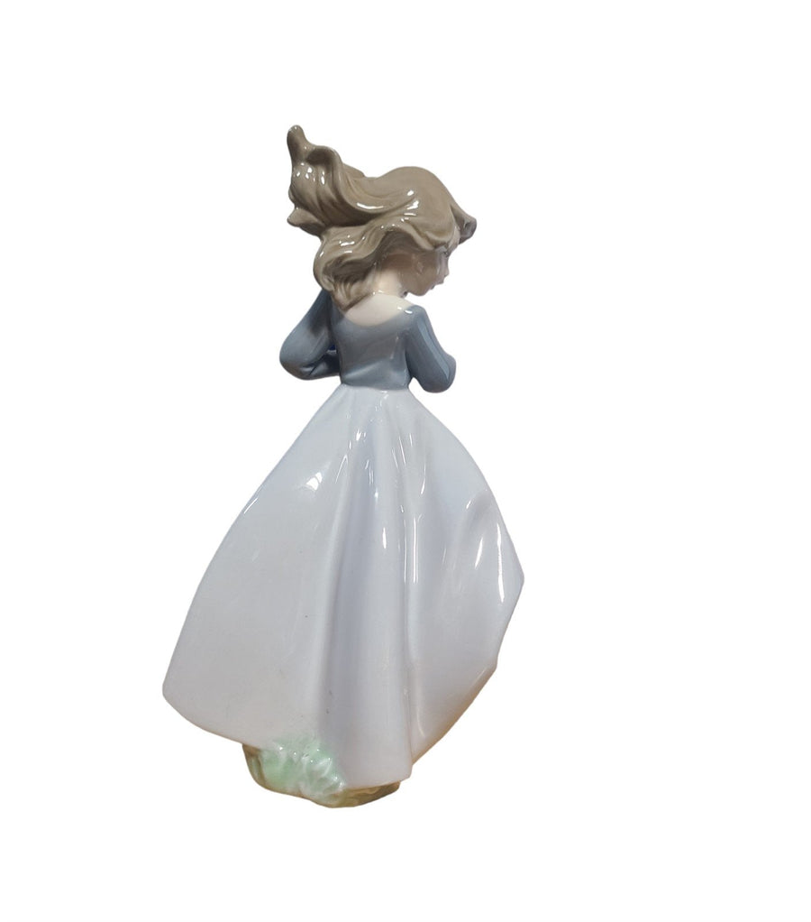 Vintage NAO Lladro Handmade Porcelain Figurine Windy Afternoon Woman Blue Dress