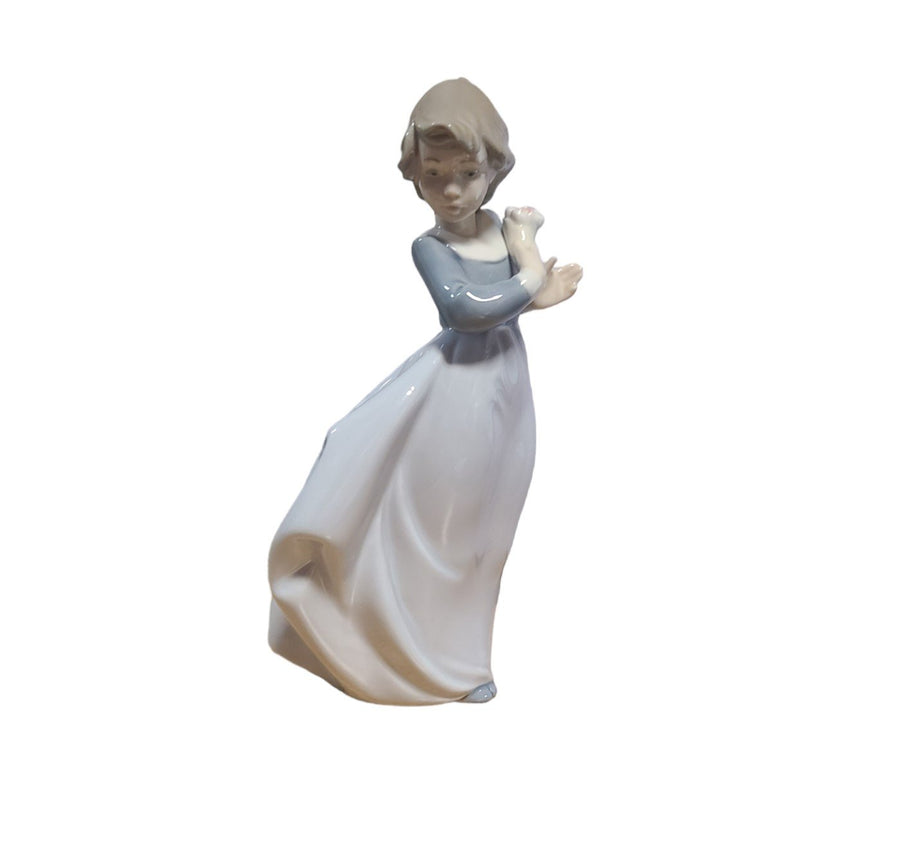 Vintage NAO Lladro Handmade Porcelain Figurine Windy Afternoon Woman Blue Dress