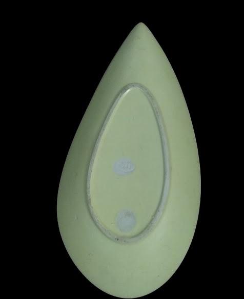 Reptil Vintage 263 Leaf Bowl Dish Chartreuse