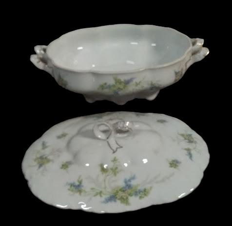 MZ Altrohlau GM-R Vintage Serving Bowl with Lid from Czechoslovakia