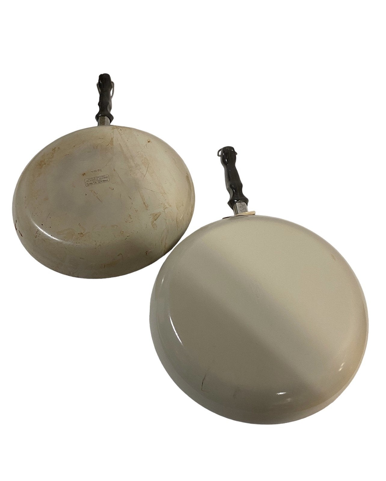 Porcelain Exterior 2 Piece Silver Stone Vintage Pan Set 1 used 1 brand new