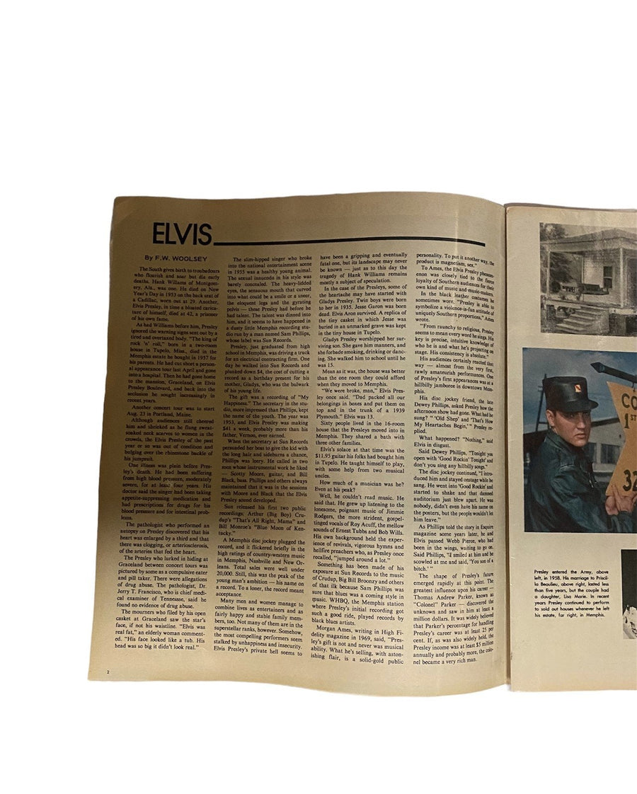 Elvis Presley Remembrance Lot Original Newspaper From 1977 Death Tribute Special
