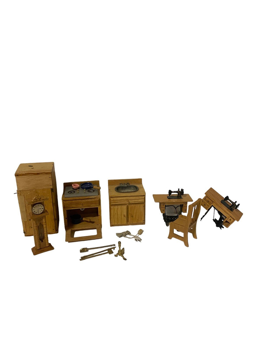Doll House Miniature Furniture Set By Town House Vintage Made 15 Pieces