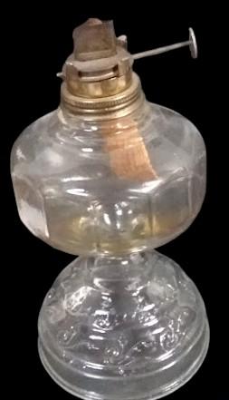 Antique Clear Vintage Oil Lamp with Beautiful Etched Floral Pedestal Design