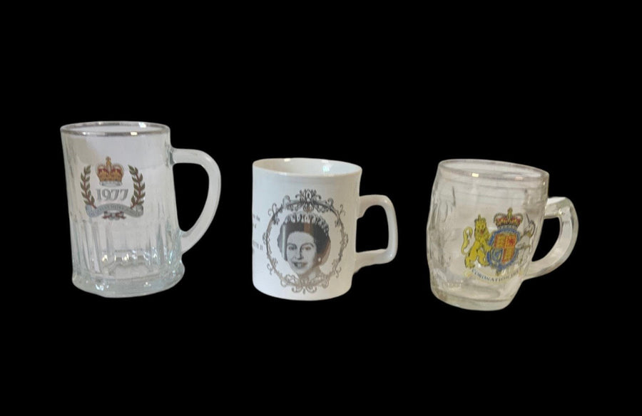 Lot of 3 Vintage Cups Queen Elizabeth II Commemorative Glasses Silver Jubilee