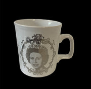 Lot of 3 Vintage Cups Queen Elizabeth II Commemorative Glasses Silver Jubilee