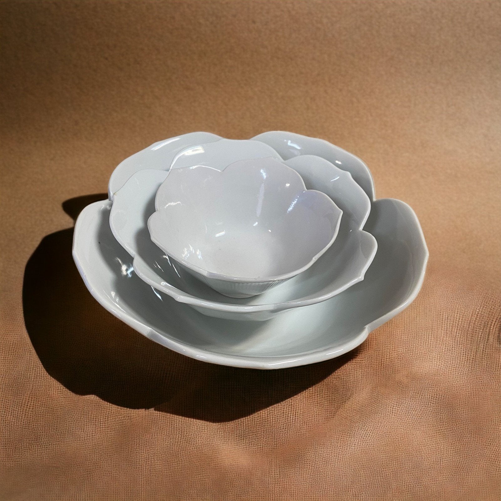 Vintage MCM Lotus Japanese Porcelain Nesting Bowls