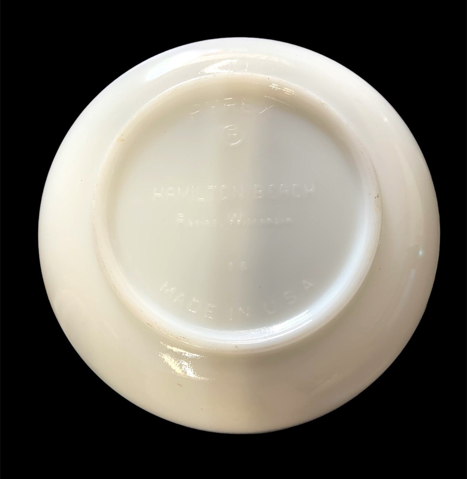 Pyrex Vintage Hamilton Beach Milk Glass Mixing Bowl Large 8.75"