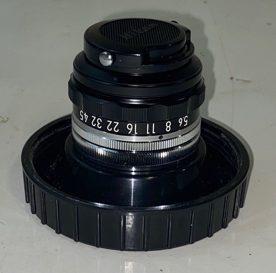 NEW Nikon EL Nikkor 1:5.6 f 105 mm Enlarger Lens with Case Japan