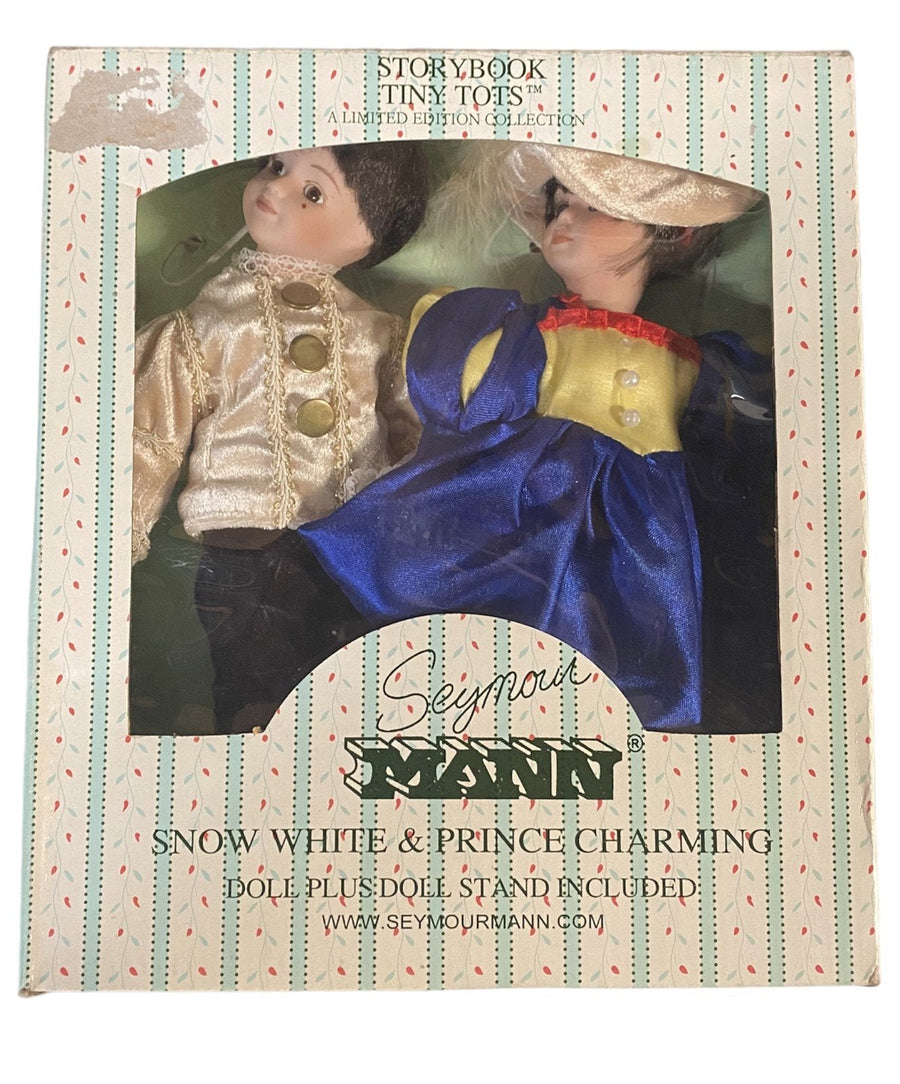 Seymour Mann Storybook Tiny Tots Snow White and Prince Charming Doll Stand