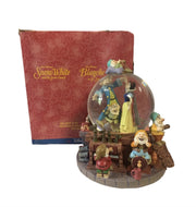 Disney Snow Globe Snow White Seven Dwarfs Music Figure Decor Original Box