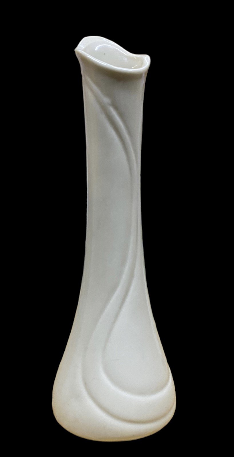 Cream Colored Bud Vases Set of 2 Vintage Fluted Top with Raised Flowing Design