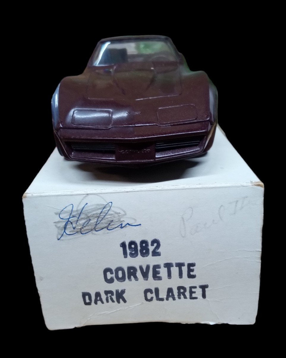 Ertl 1986 Corvette Model Car Vintage Collectible Automotive Decorative Display