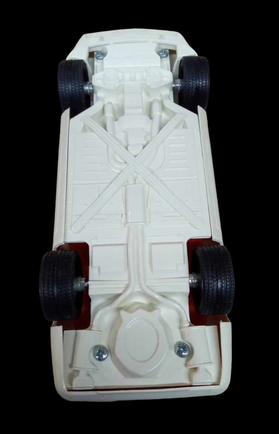 Ertl 1992 Corvette Arctic White Model Car Vintage Collectible Automotive Decor