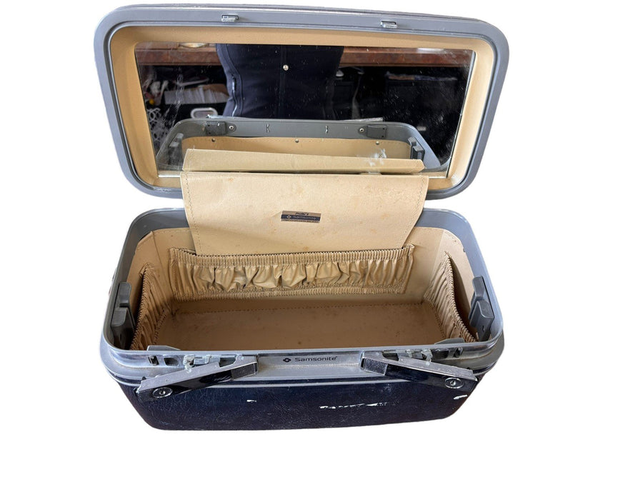 Samsonite Cosmetic Make Up Case with Mirror Carry On No Key Still Closes