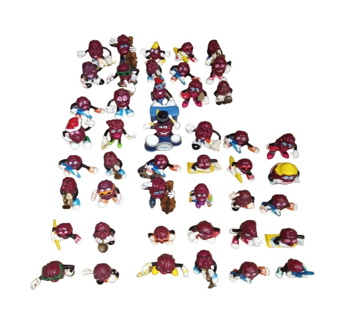 California Raisins Figures Set Of 45 Vintage Retro Nostalgic Collectible Toys