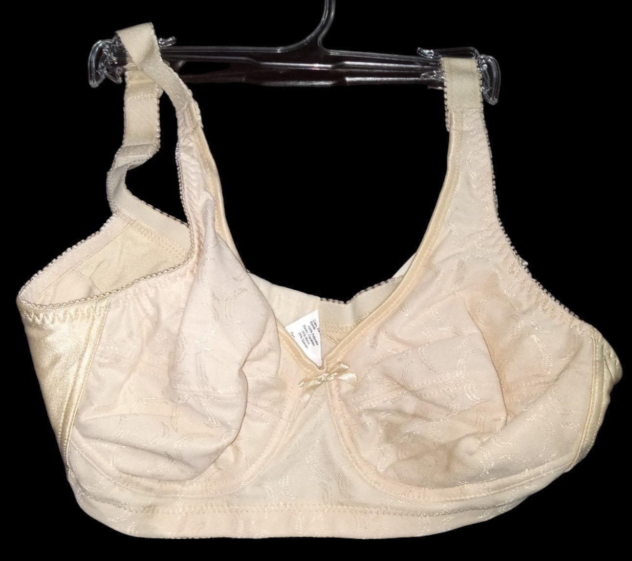 Amoena Bra Pearl Beige Style 2114 Size 34B New Lingerie Store w/ Tags Hanger