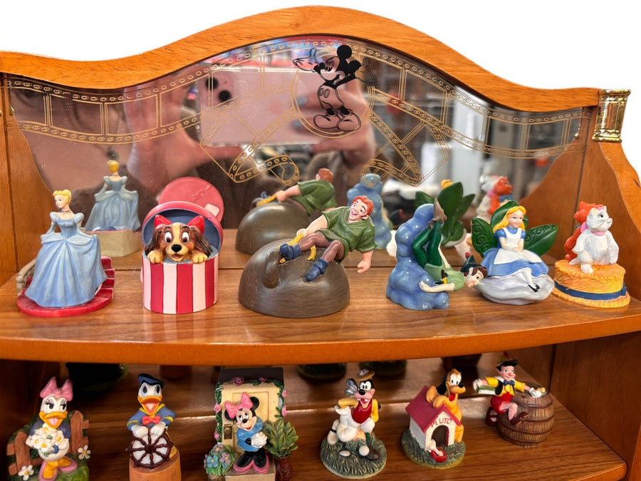 Lenox Disney Magic Thimble Mirror Display Shelf With 24 Characters