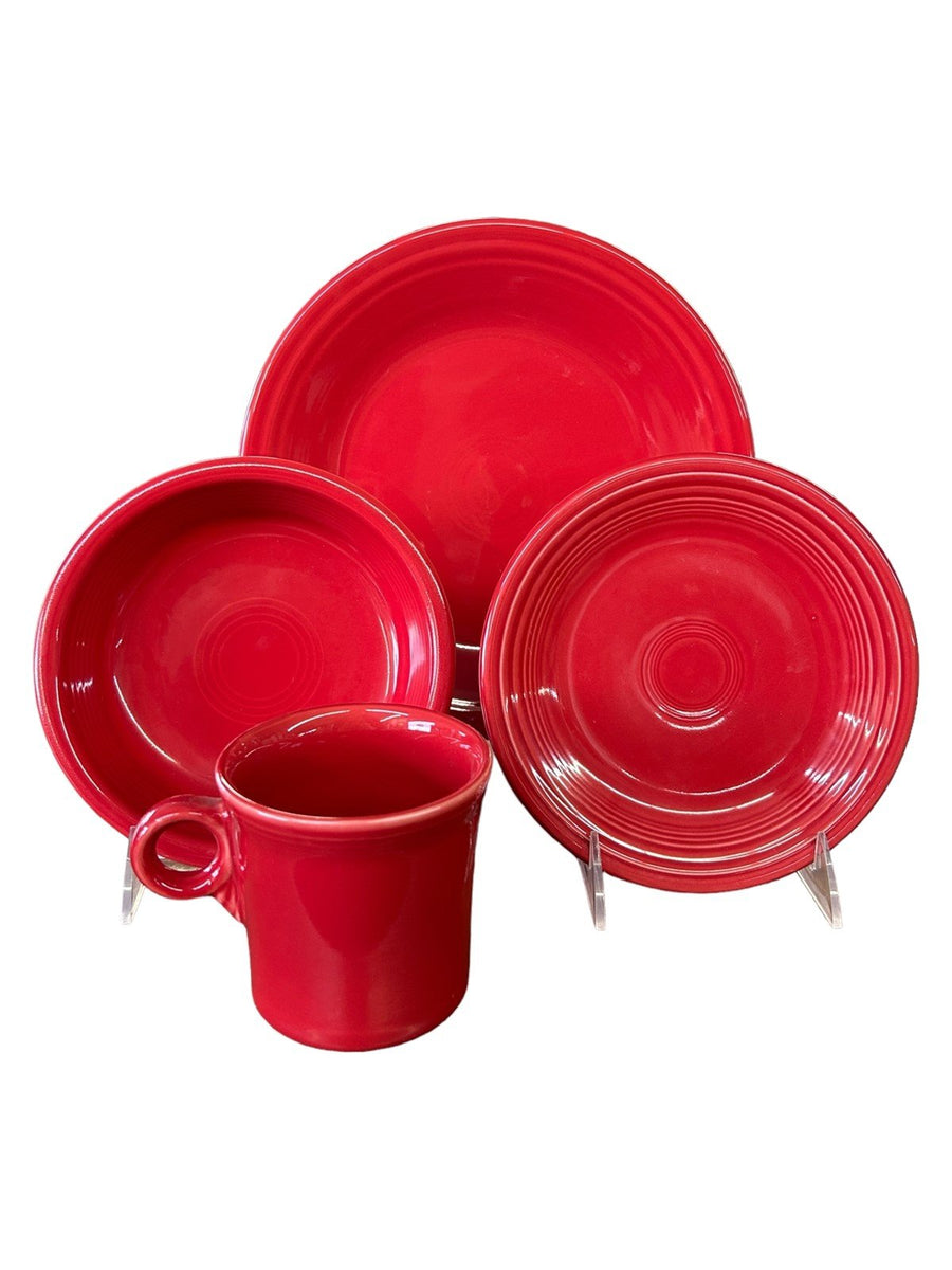 Fiesta - Scarlet Red 4pc Place Setting Homer Laughlin Ceramic Plate Bowl Mug HLC