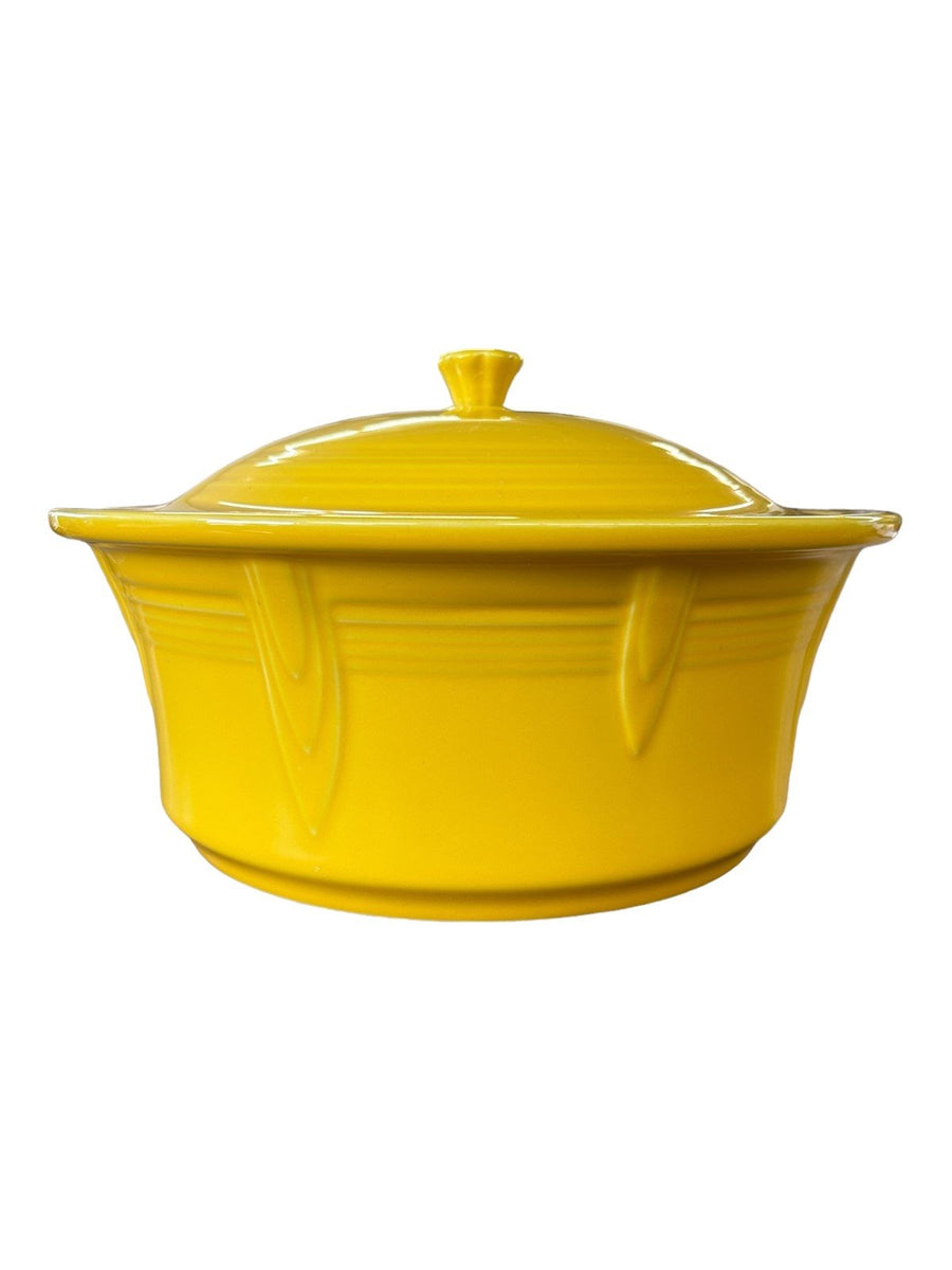 Fiesta - Daffodil Yellow Large Covered Casserole Dish Homer Laughlin Ceramic HLC