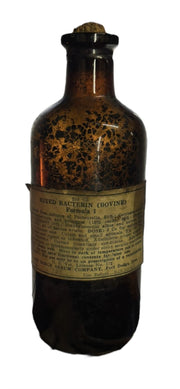 Antique Medicine Bottle Bacteria Bovine Fort Dodge Serum Company '47 Cattle