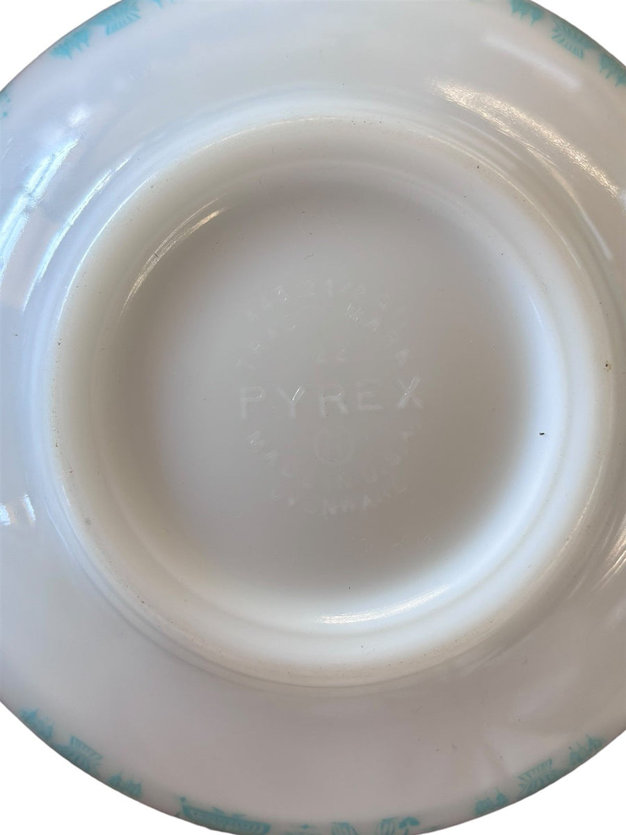 Pyrex Ovenware Amish Butterprint Vintage