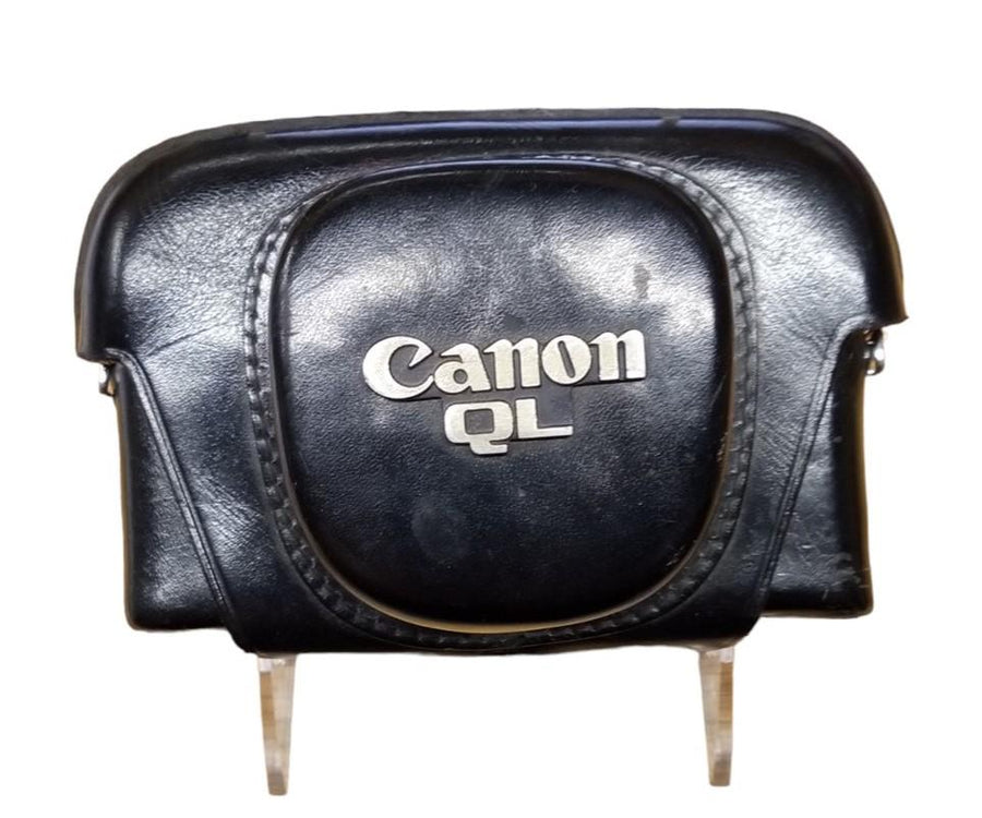 Canon QL 17 Camera With Case Vintage Collectible Nostalgic Photography