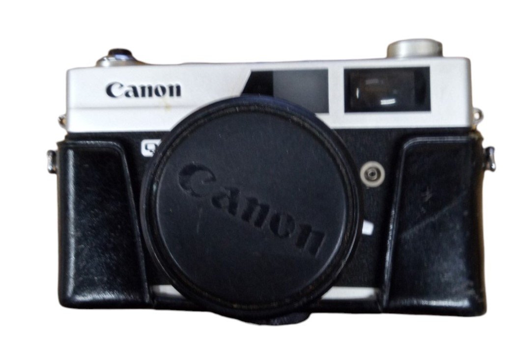 Canon QL 17 Camera With Case Vintage Collectible Nostalgic Photography