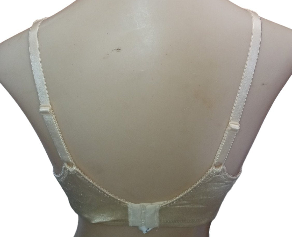 Amoena Bra Pearl Beige Style 2126 Size 32C New Lingerie Store w/ Tags