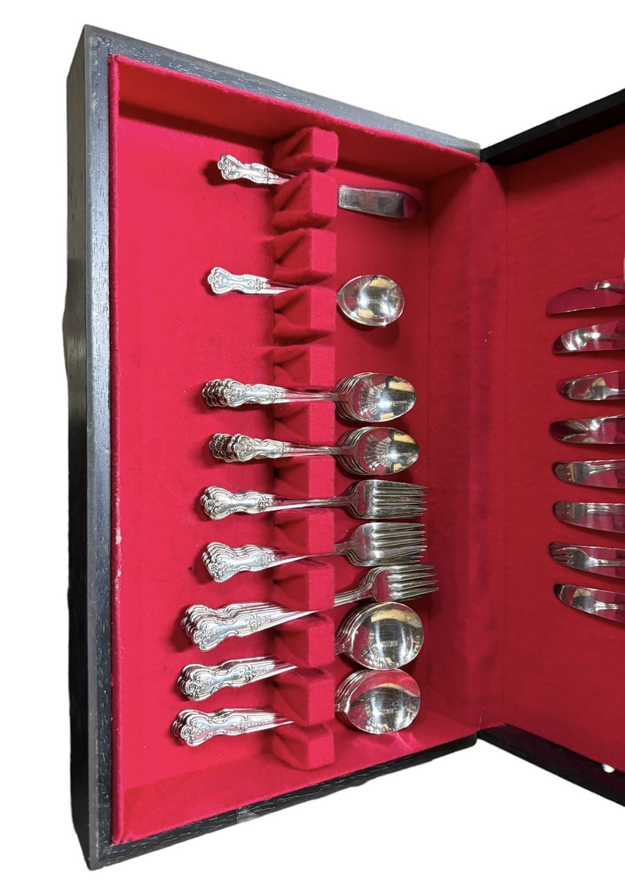 Flatware WM Rogers MFG Magnolia Inspiration Silverplate 49pc Wood Case