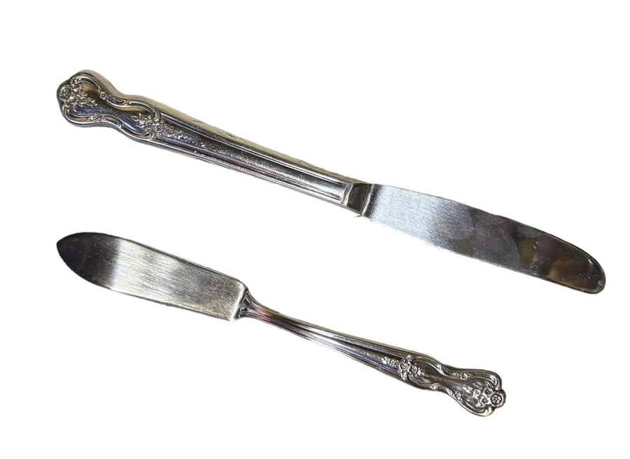 Flatware WM Rogers MFG Magnolia Inspiration Silverplate 49pc Wood Case