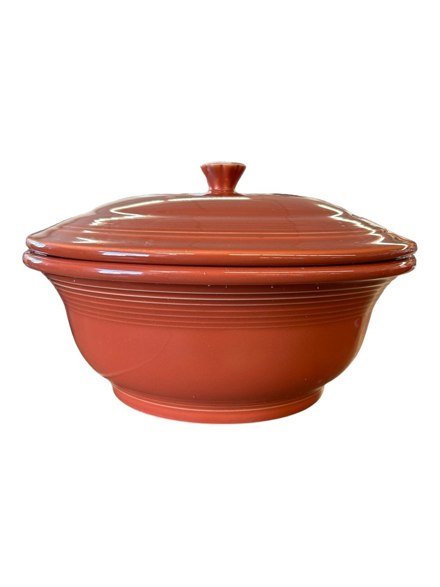 Fiesta - Paprika Brown Covered Casserole Dish Homer Laughlin Ceramic Servingware