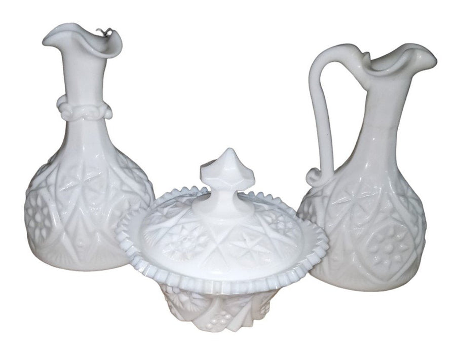 Milk Glass Sugar & Creamer Set Vintage Collectible Kitchenware Serveware
