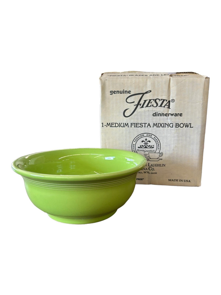 Fiesta - Chartreuse Green Medium Mixing Bowl Homer Laughlin Ceramic Kitchenware