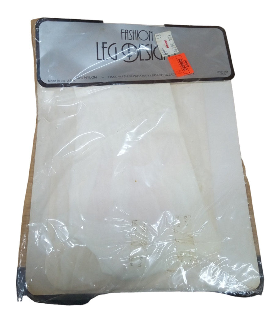 Leg Designs Panty Hose White Size C Fits 5'5" to 5'11" 125-155 Lbs. 100% Nylon