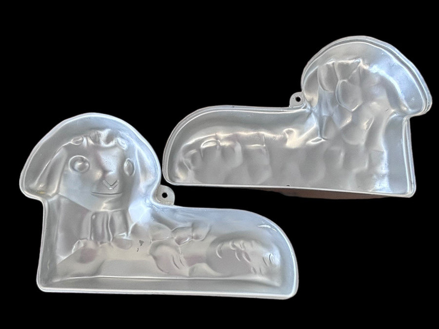 Wilton Stand-Up Lamb Two Piece Pan Mold Vintage 1994 Made in Indonesia
