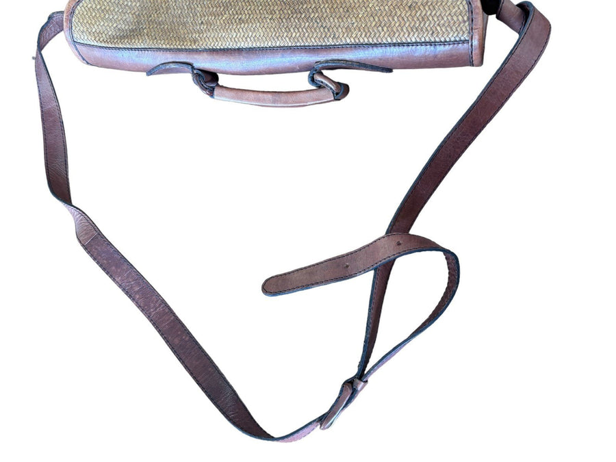 Elliott Lucca messenger Bag Made in Indonesia