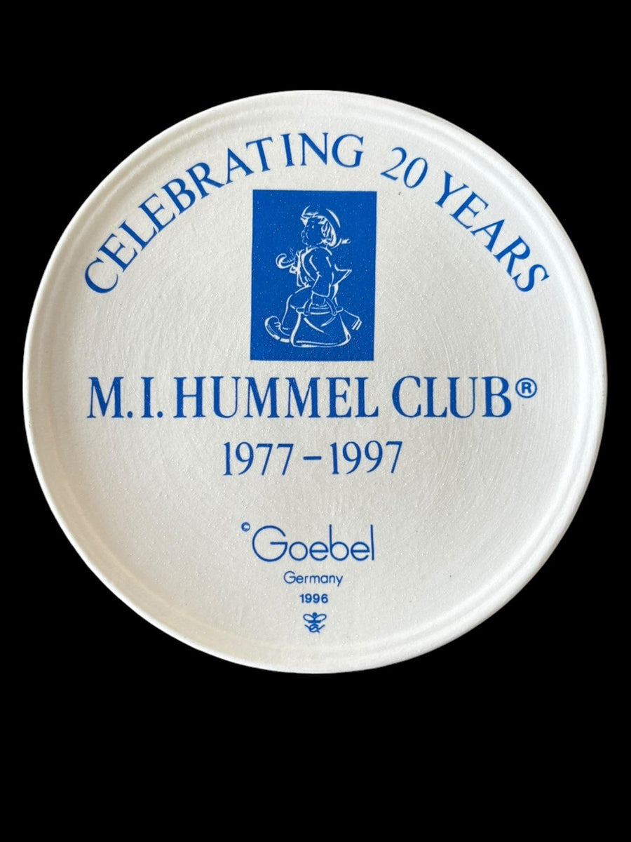 Goebel Antique Porcelain Medallion Vintage MI Hummel Club Set of 4